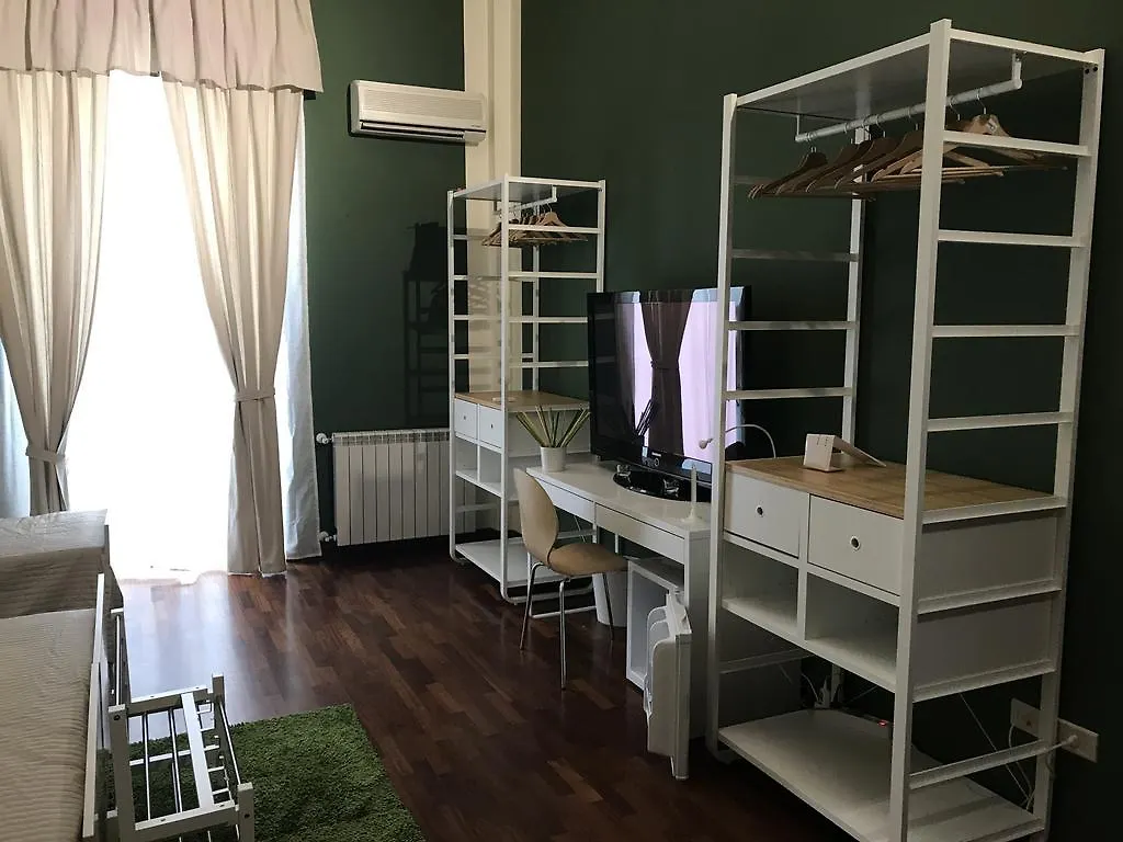 ゲストハウス Locami Holiday&Rooms Jolanda Suite カターニア